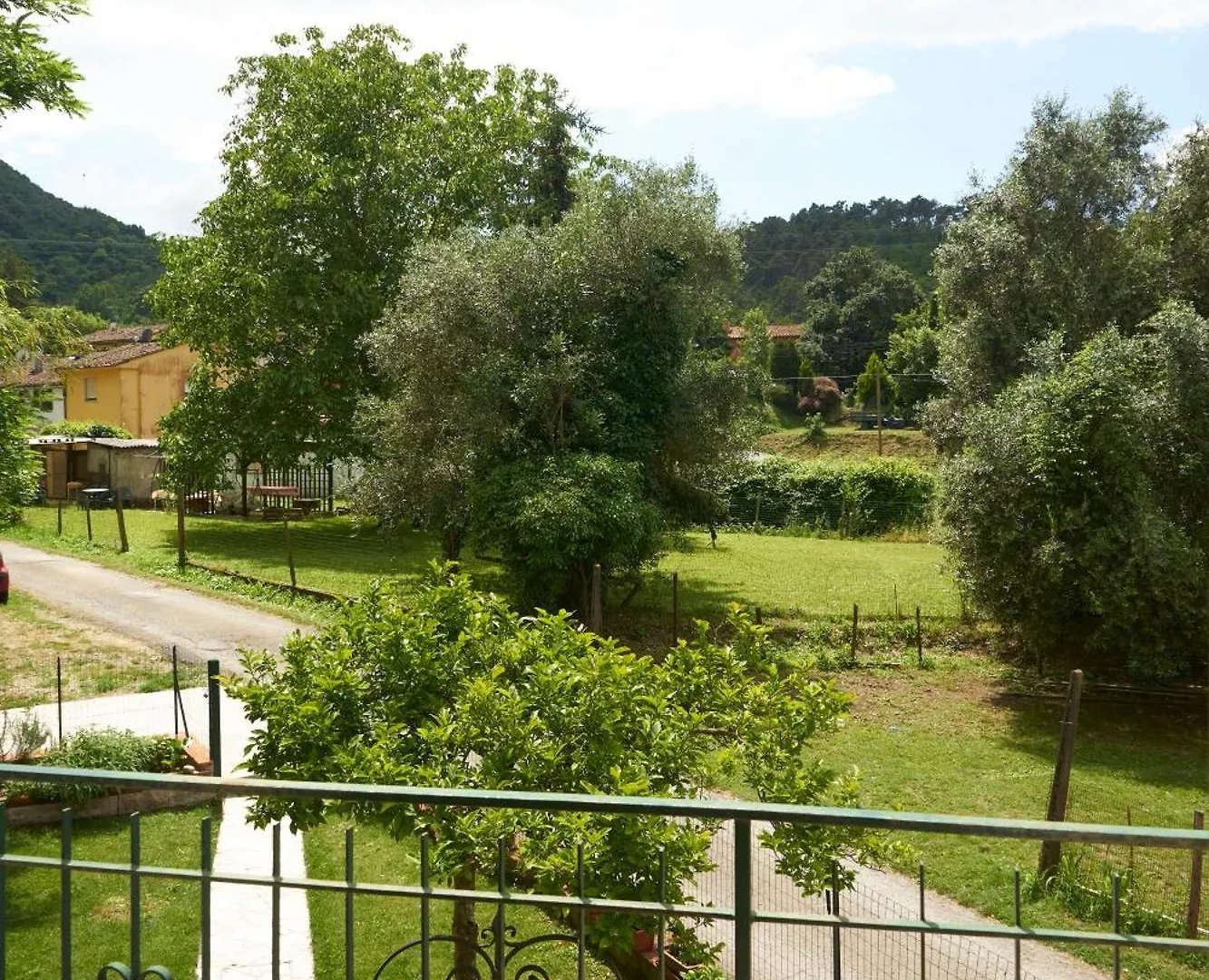 Country House Cerasomma Lucca 0*,  Italy