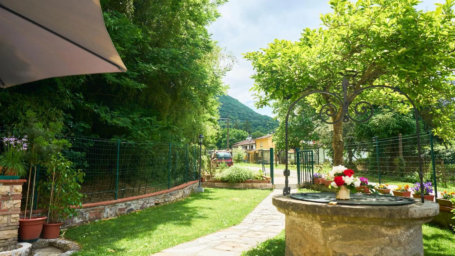 Country House Cerasomma Lucca Italy