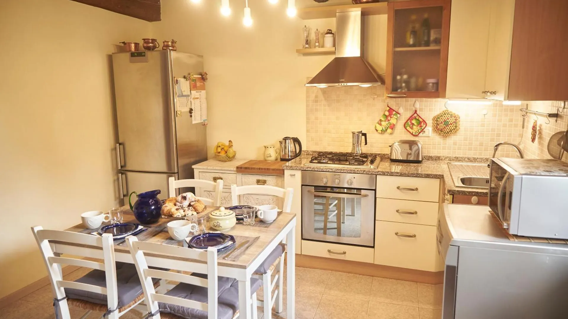 Country House Cerasomma Lucca 0*,  Italy