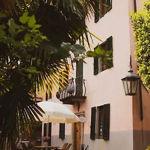 Alojamento de Acomodação e Pequeno-almoço Il Villino, Lucca